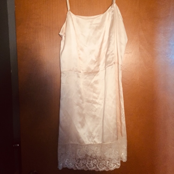 Judith Hart Other - Silk Judith Hart silk slip